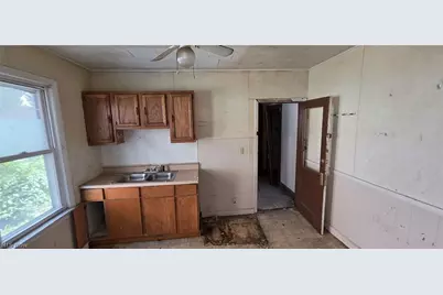 9110 Jeffries Avenue, Loveland, OH 44105 - Photo 7