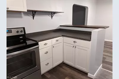 847 Sackett Avenue, Cuyahoga Falls, OH 44221 - Photo 27