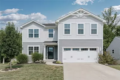 2595 Bishop Oval, Barberton, OH 44203 - Photo 1