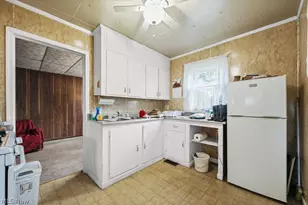 328 Keystone St, Alliance, OH 44601 - Photo 5