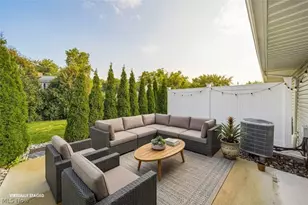7983 Puritan Dr, Mentor, OH 44060 - Photo 33