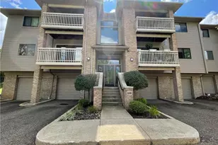 3800 Rosemont Blvd, Akron, OH 44333 - Photo 1