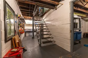 325 15th St NW, Canton, OH 44703 - Photo 33