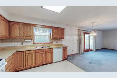 230 Park Place Drive, Wadsworth, OH 44281 - Photo 11
