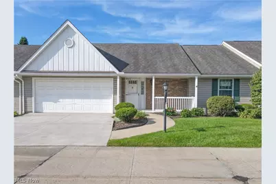 230 Park Place Drive, Wadsworth, OH 44281 - Photo 1