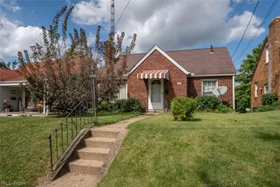 1713 29th Street NW, Canton, OH 44709 - Photo 1