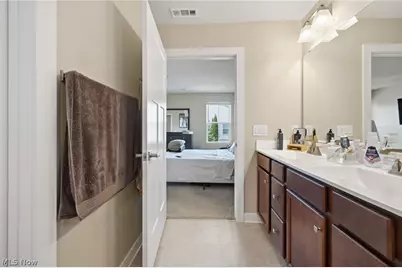 316 Pebble Creek Court, Amherst, OH 44001 - Photo 19