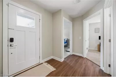 316 Pebble Creek Court, Amherst, OH 44001 - Photo 7