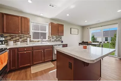316 Pebble Creek Court, Amherst, OH 44001 - Photo 11