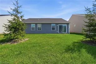 316 Pebble Creek Ct, Amherst, OH 44001 - Photo 23
