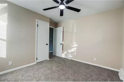 395 E 324th Street, Willowick, OH 44095 - Photo 27