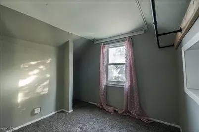 395 E 324th Street, Willowick, OH 44095 - Photo 25