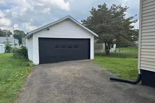 1138 Roslyn Ave SW, Canton, OH 44710 - Photo 27