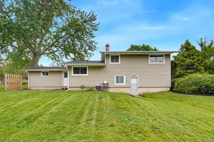 10121 N Delmonte Blvd, Streetsboro, OH 44241 - Photo 3
