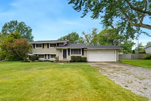 10121 N Delmonte Blvd, Streetsboro, OH 44241 - Photo 1