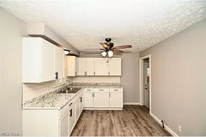 1014 Shadyside Avenue SW, Canton, OH 44710 - Photo 7