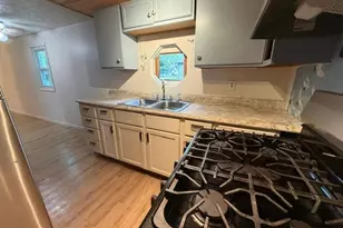 909 Harriet St, Lorain, OH 44055 - Photo 5