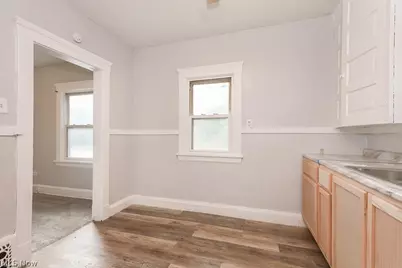 10803 Navarre Court, Loveland, OH 44108 - Photo 9