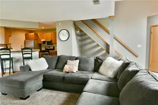 4052 St Andrews Ct, Canfield, OH 44406 - Photo 5