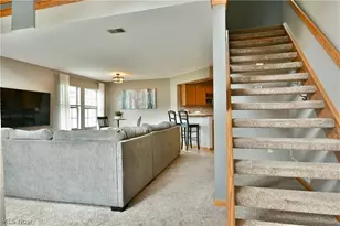 4052 St Andrews Ct, Canfield, OH 44406 - Photo 3