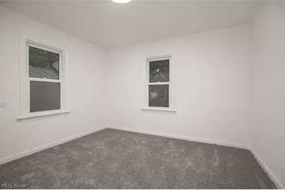 1208 Roslyn Avenue, Akron, OH 44320 - Photo 21