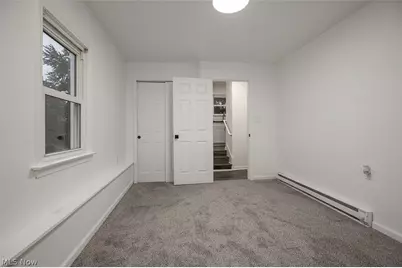 1208 Roslyn Avenue, Akron, OH 44320 - Photo 17