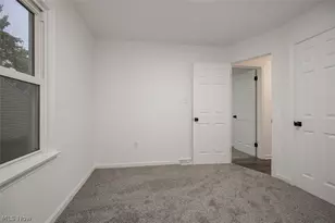 1208 Roslyn Ave, Akron, OH 44320 - Photo 19