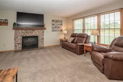 2307 Kenyon Street, Louisville, OH 44641 - Photo 9