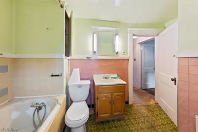 1429 Graber Drive, Oakwood, OH 44107 - Photo 17