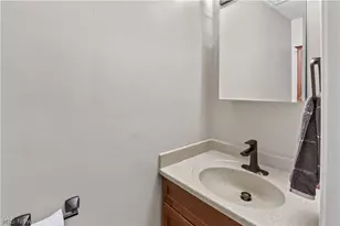 8586 Glennridge Ave NW, Clinton, OH 44216 - Photo 23