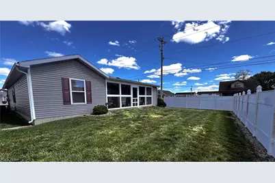 703 Oak Tree Lane, Belpre, OH 45714 - Photo 3