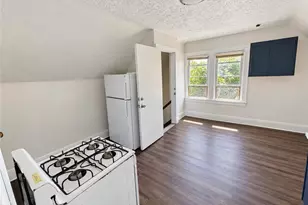 11202 Earle Ave, Loveland, OH 44108 - Photo 3