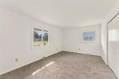 460 Long Street, Amherst, OH 44001 - Photo 21