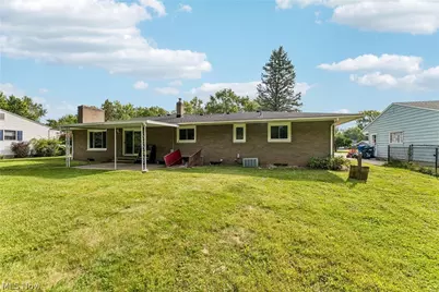 460 Long Street, Amherst, OH 44001 - Photo 5