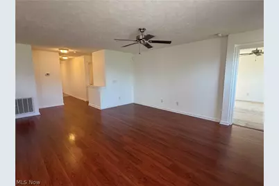 2143 Fowl Road, Elyria, OH 44035 - Photo 9
