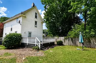 447 Cuyahoga St, Akron, OH 44310 - Photo 13