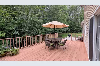 15010 Bates Creek Drive, Chardon, OH 44024 - Photo 7