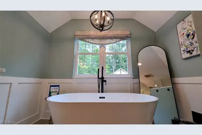 15010 Bates Creek Drive, Chardon, OH 44024 - Photo 25