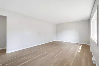 127 Alameda Avenue, Cuyahoga Falls, OH 44221 - Photo 19