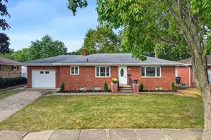127 Alameda Ave, Cuyahoga Falls, OH 44221 - Photo 1