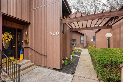 700 Tall Oaks Court, Newark, OH 43055 - Photo 1