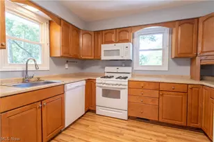 1038 Hadley Ln, Marietta, OH 45750 - Photo 5