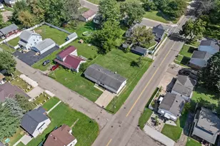 1902 Root Ave NE, Canton, OH 44705 - Photo 47