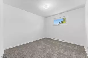 1902 Root Ave NE, Canton, OH 44705 - Photo 25