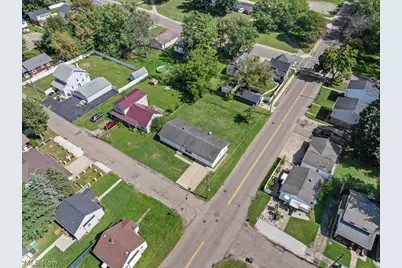 1902 Root Avenue NE, Canton, OH 44705 - Photo 47
