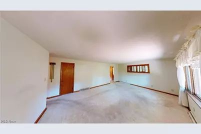 5895 Roc Marie Avenue, Kent, OH 44240 - Photo 7