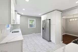6514 Bonroi Dr, Green Hills, OH 44131 - Photo 11