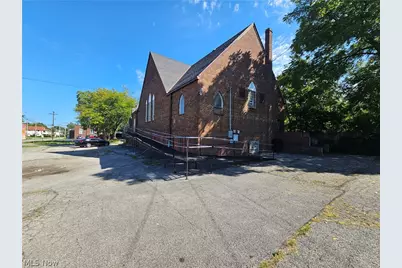 12306 Soika Avenue, Loveland, OH 44120 - Photo 9