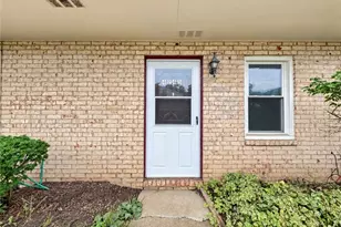 4245 Bennington Blvd, Brunswick, OH 44212 - Photo 3