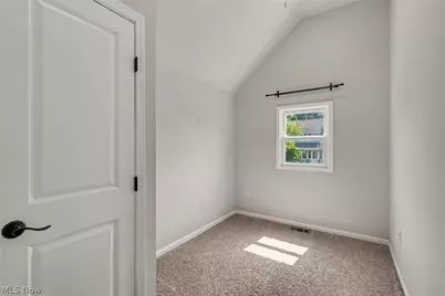 411 7th Street, Fairport Harbor, OH 44077 - Photo 9